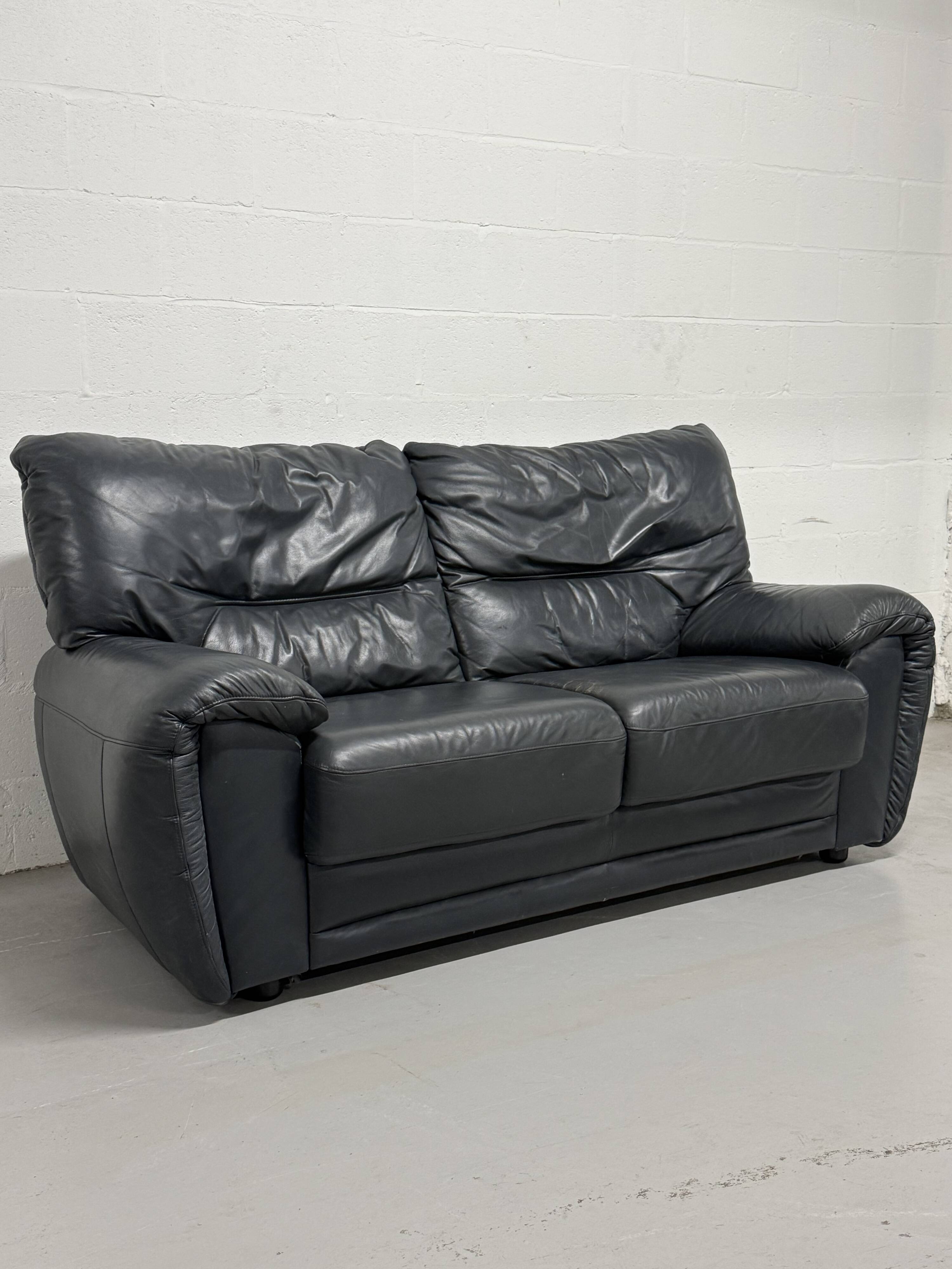 Anthracite grey leather sofa — Italian postmodern design