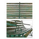 Banc en bois à la patine verte