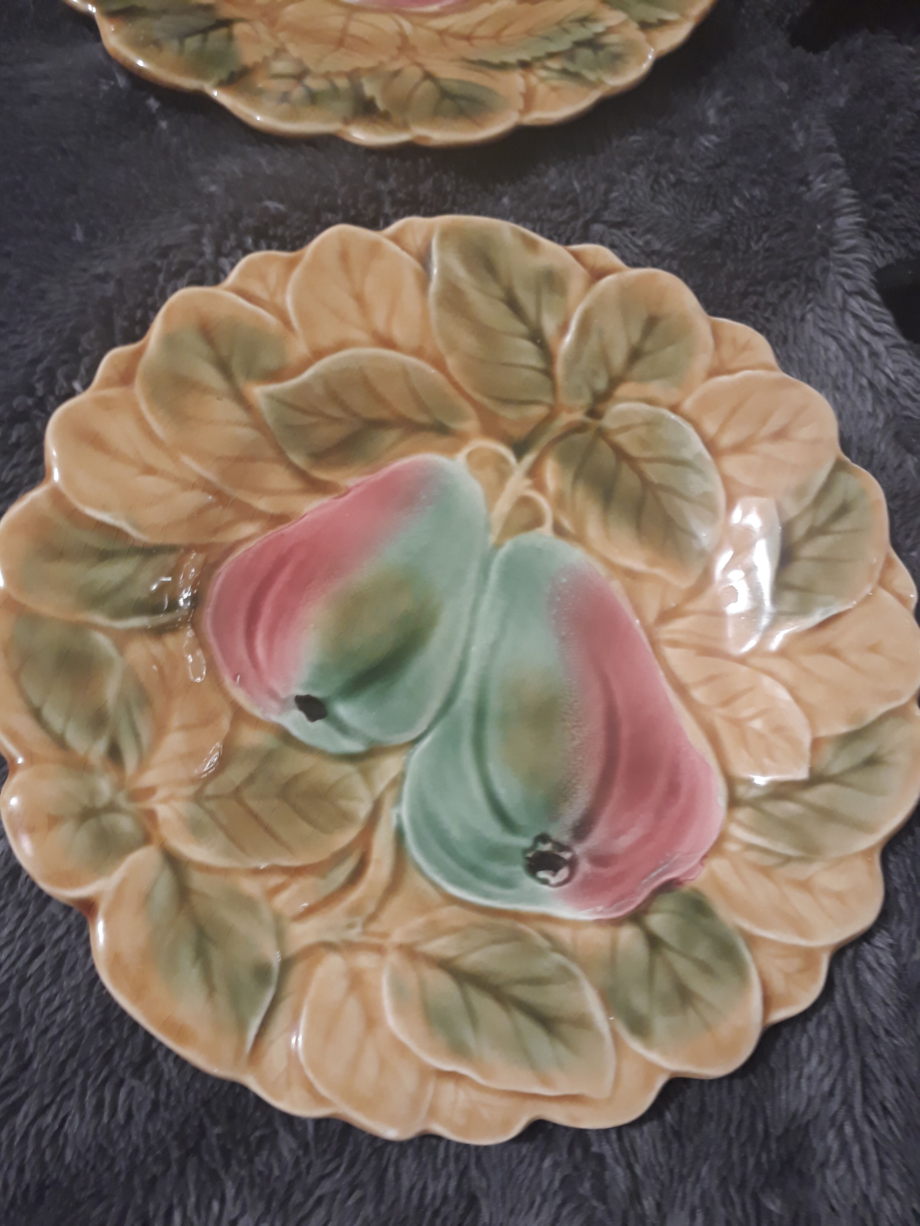 4 plates dessert decor fruits, satitle slurry of Sarreguemines, early twentieth century