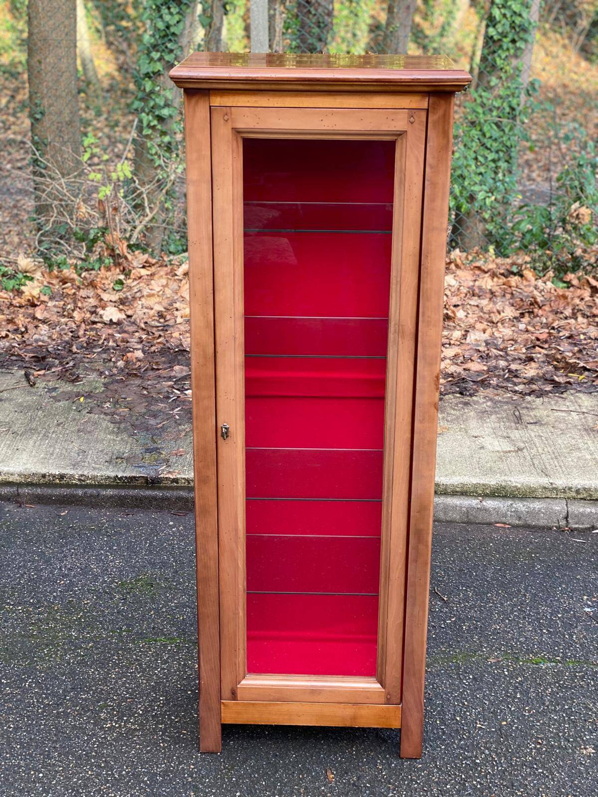 Louis Philippe display cabinet in solid wood and burgundy velvet from the 20th century