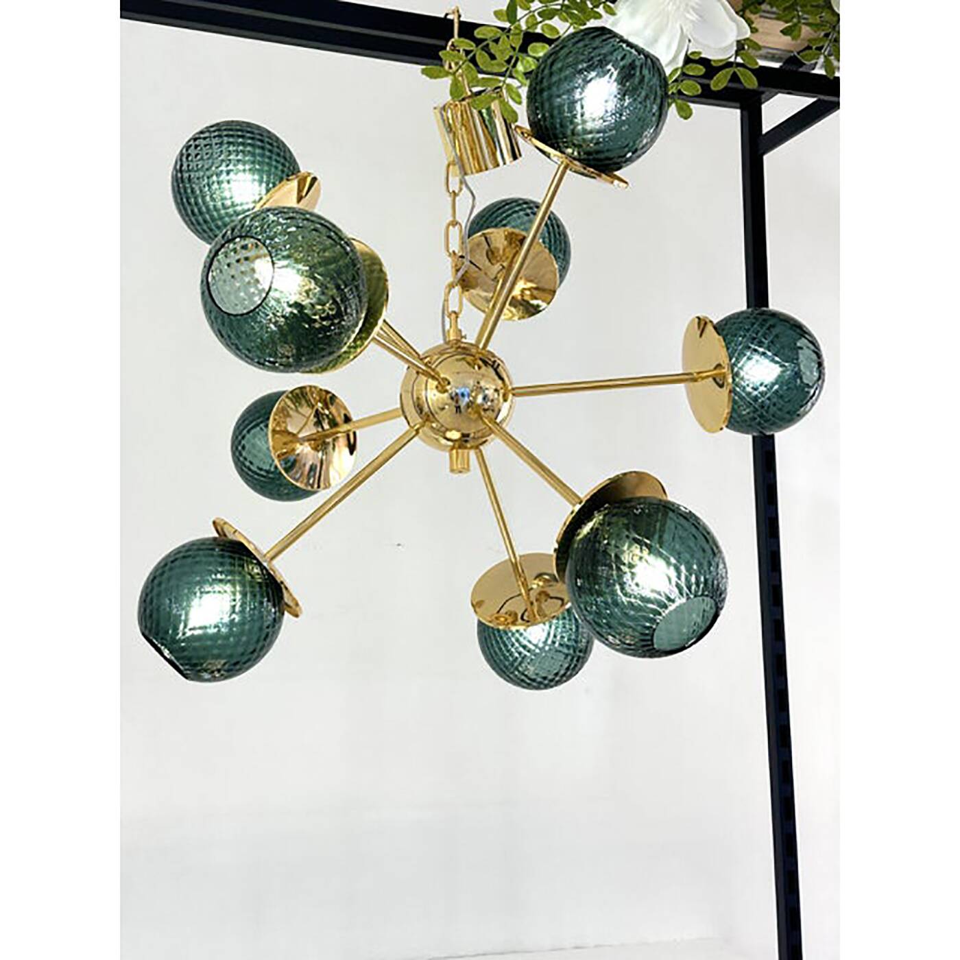 Italian Gold Chandelier Sputnik in Murano Glass Style Green "Balloton"