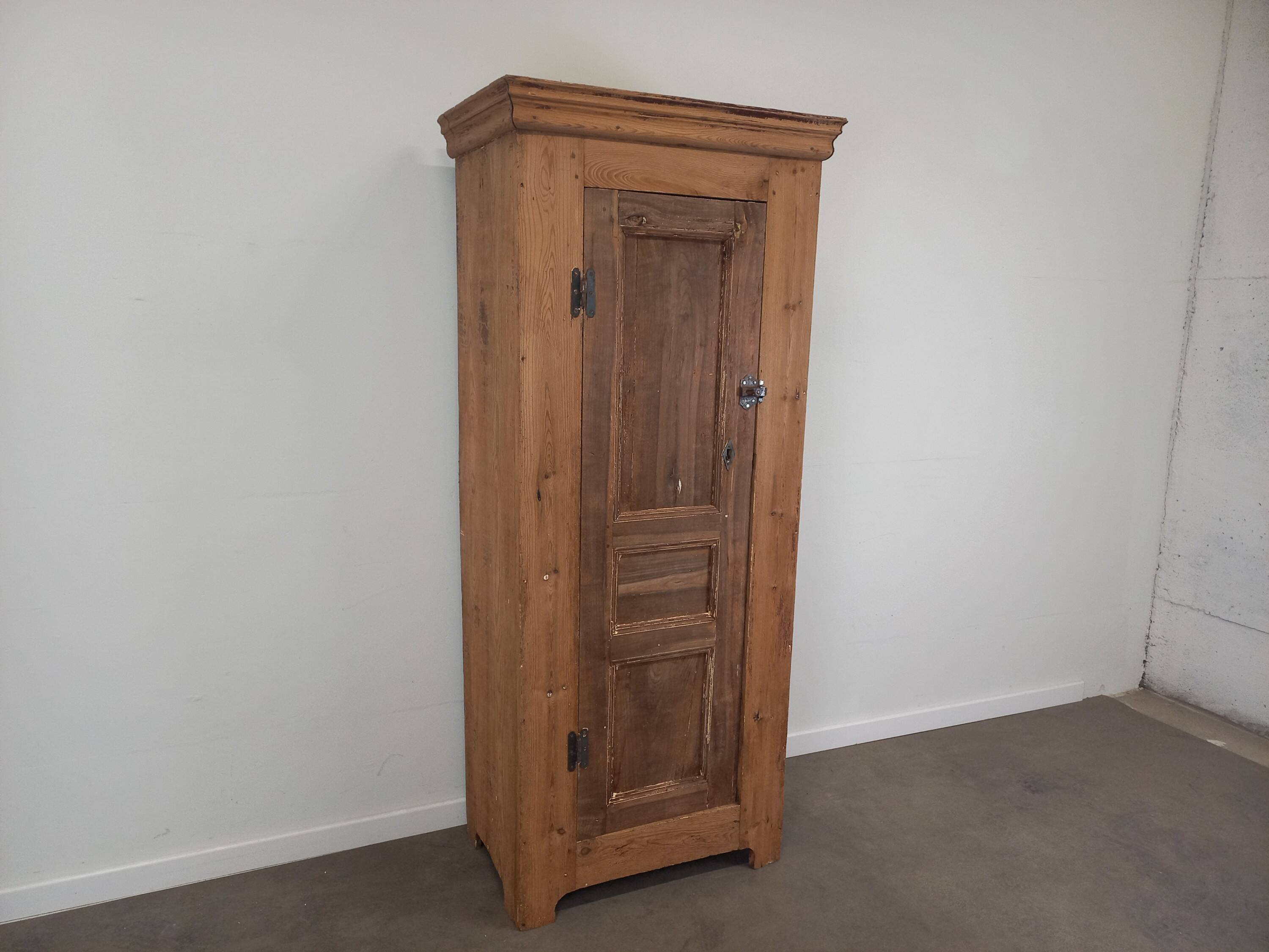 Parisian fir wardrobe