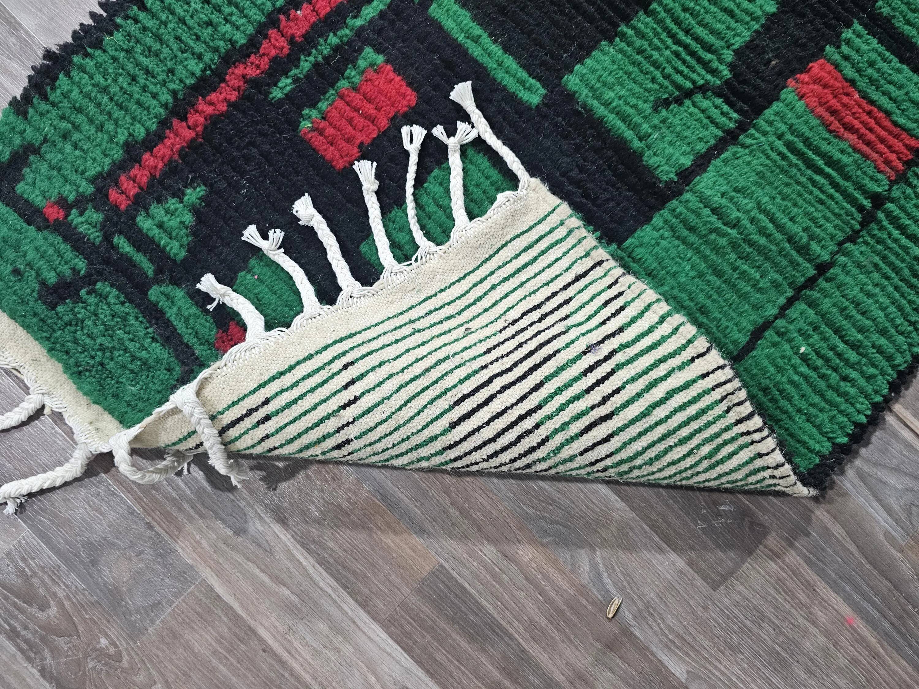 Handwoven Moroccan rug 3x2 m