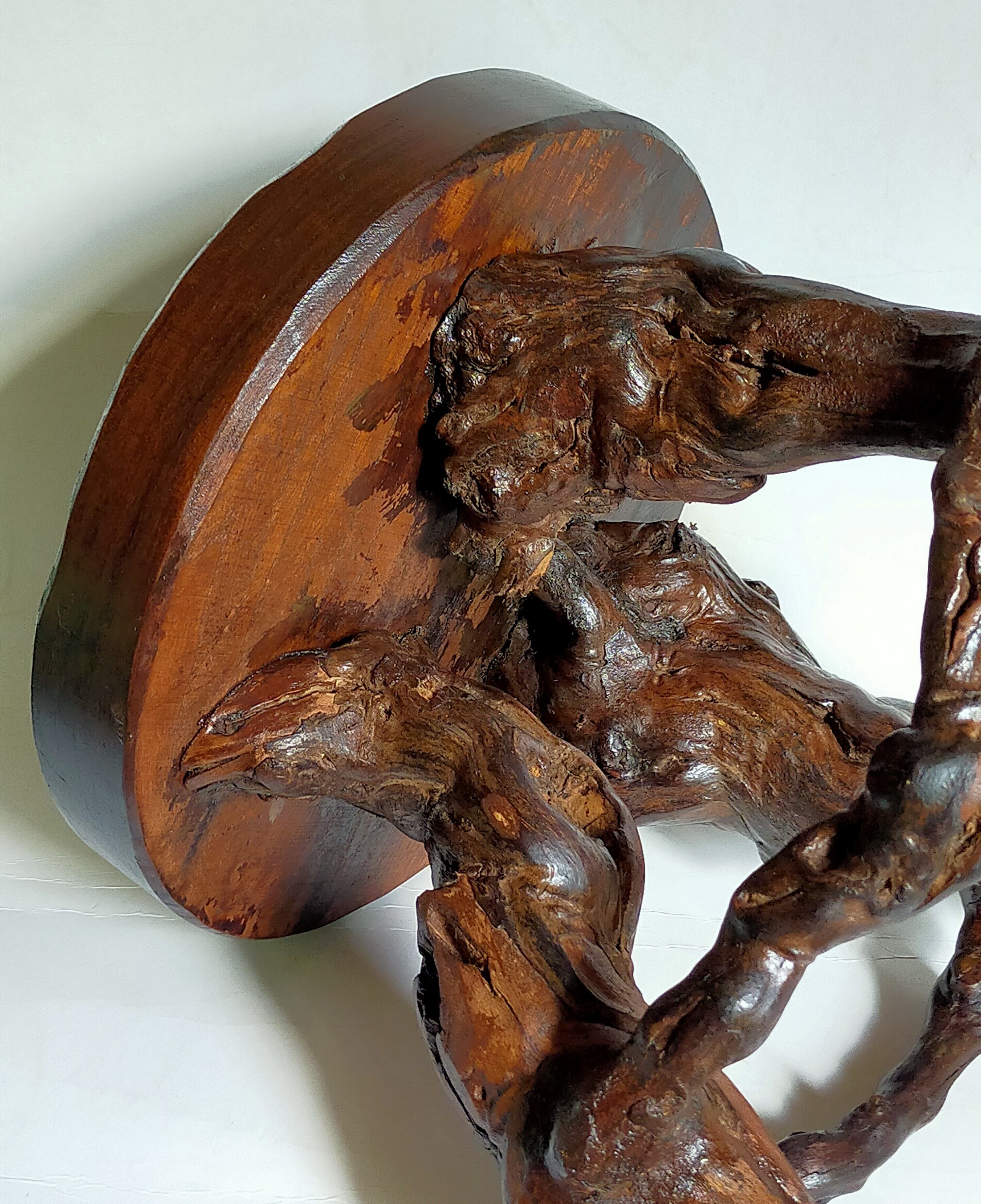 Tripod stool Art-popular vines, solid wood top