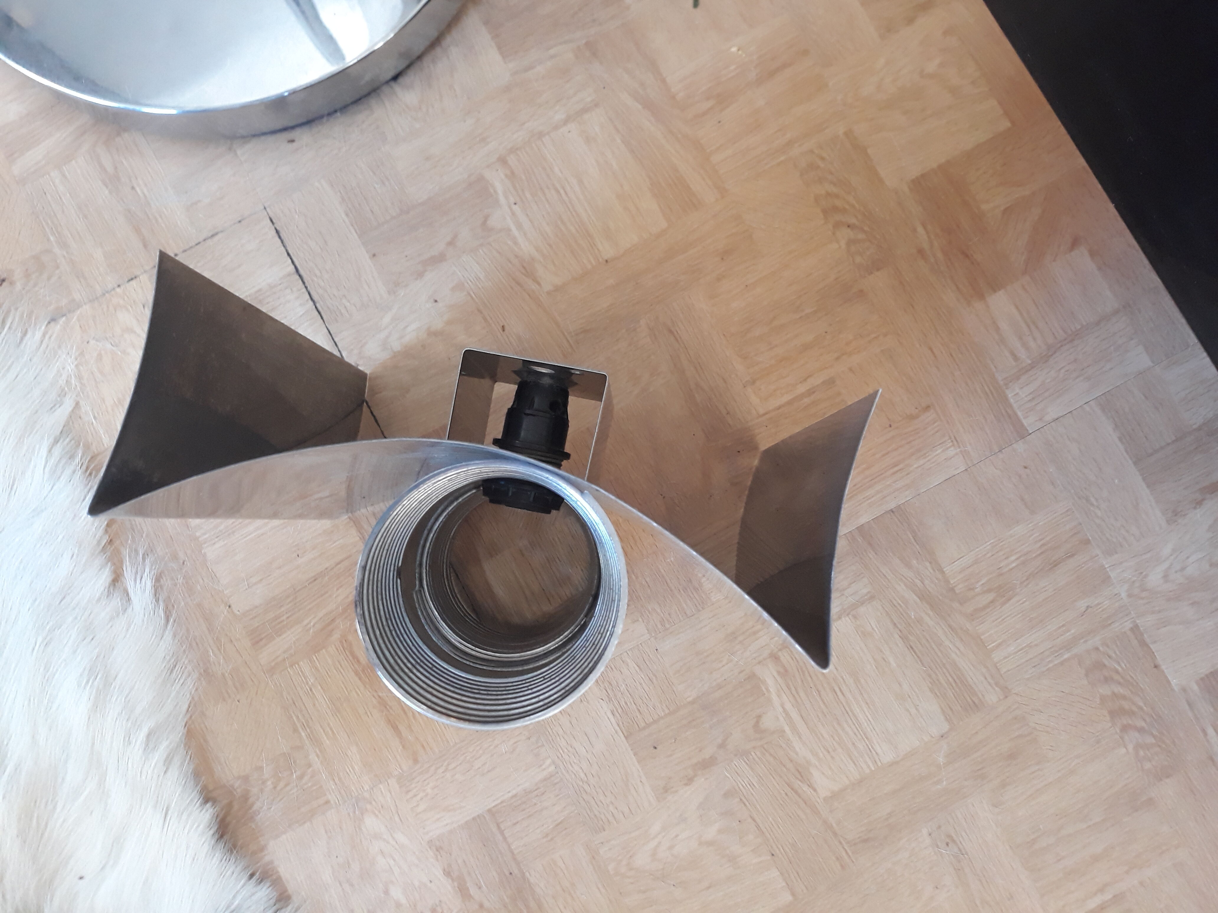 Large spring Wall lamp years 70