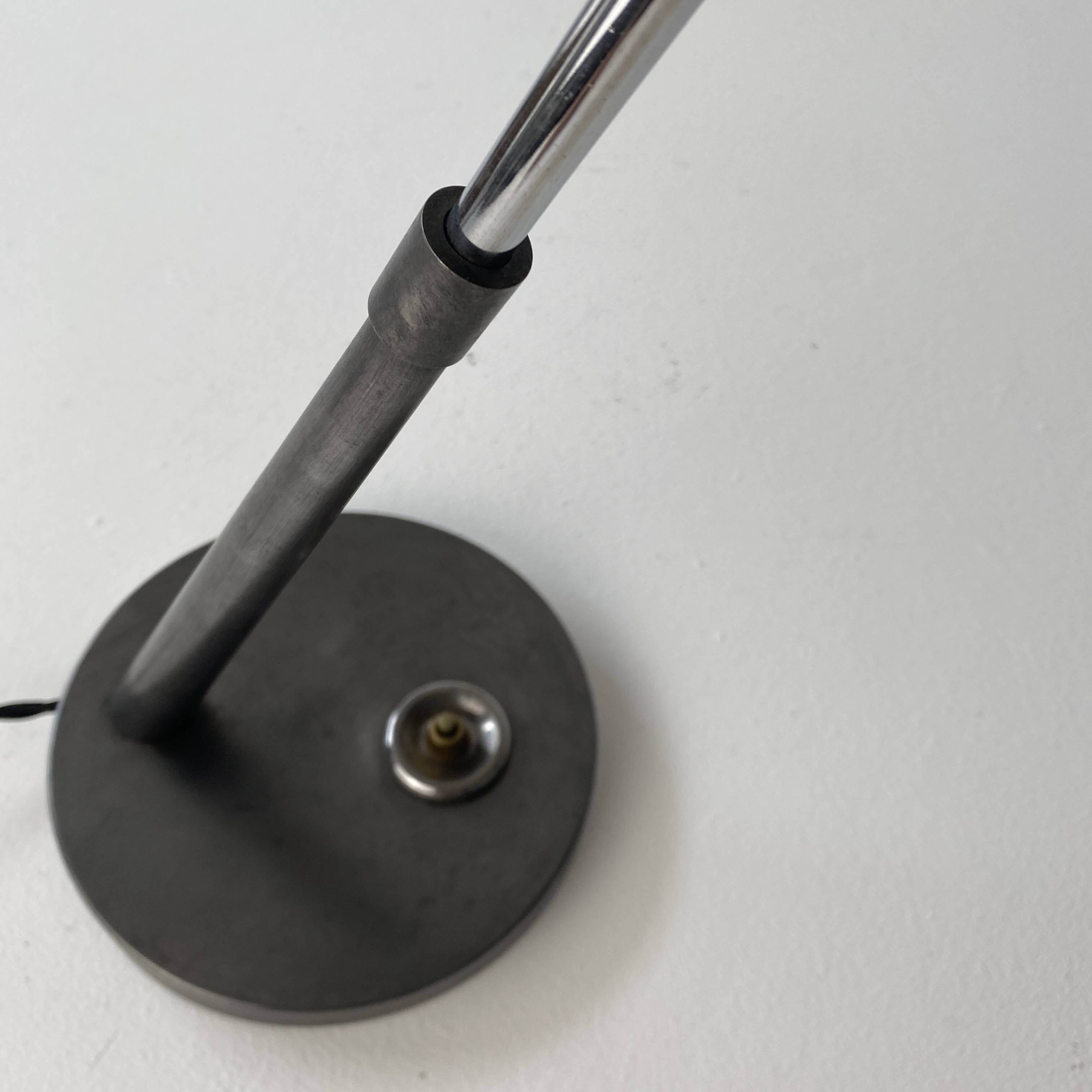Old Jumo 950 vintage desk lamp