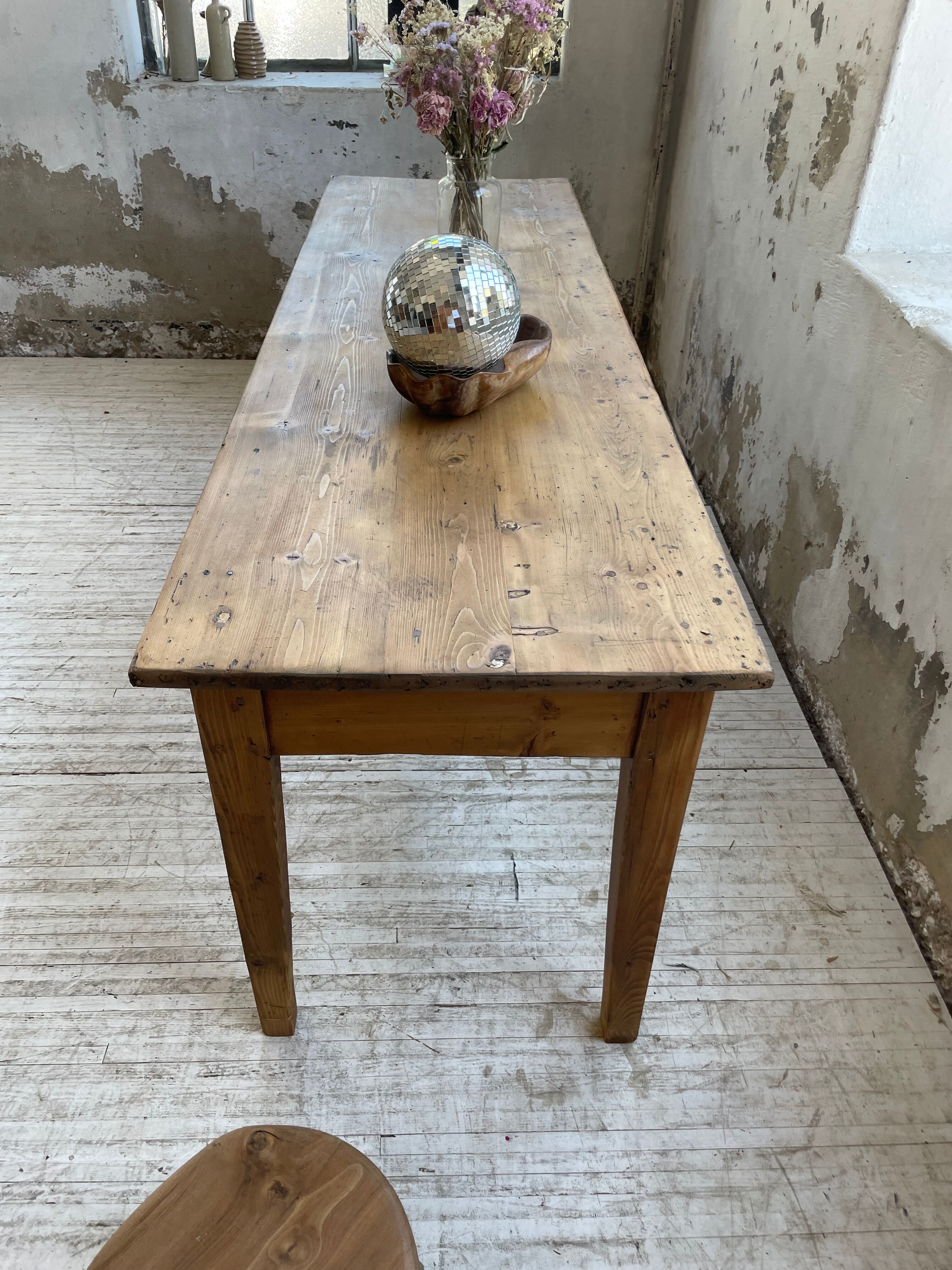Farmhouse table pine multi-drawers