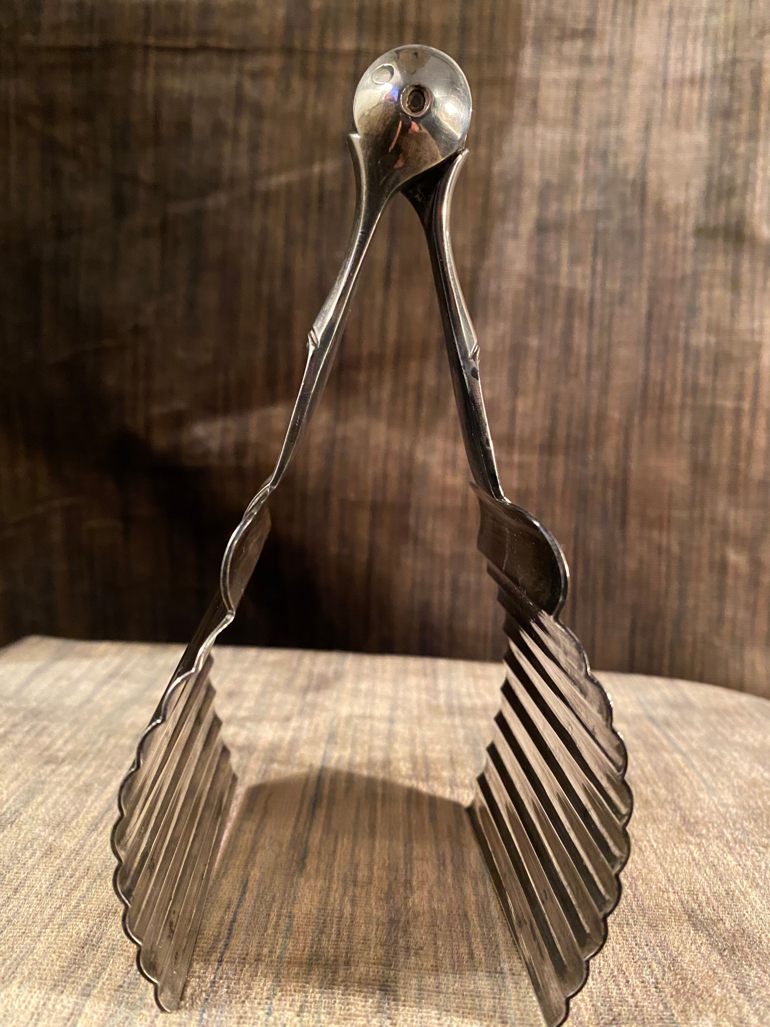 Christophe silver metal asparagus pinch