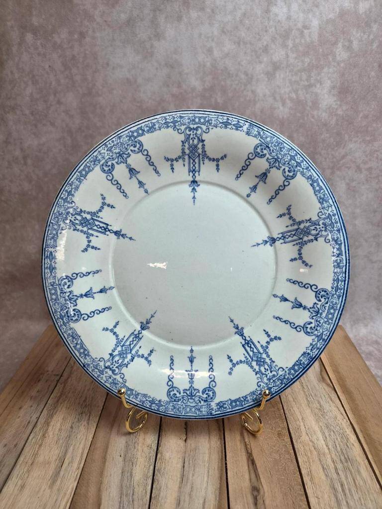 Old flat plate Gien 1860-1871 – blue earthenware decoration – 19th century