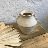 White ear vase - Cassandre Bouilly