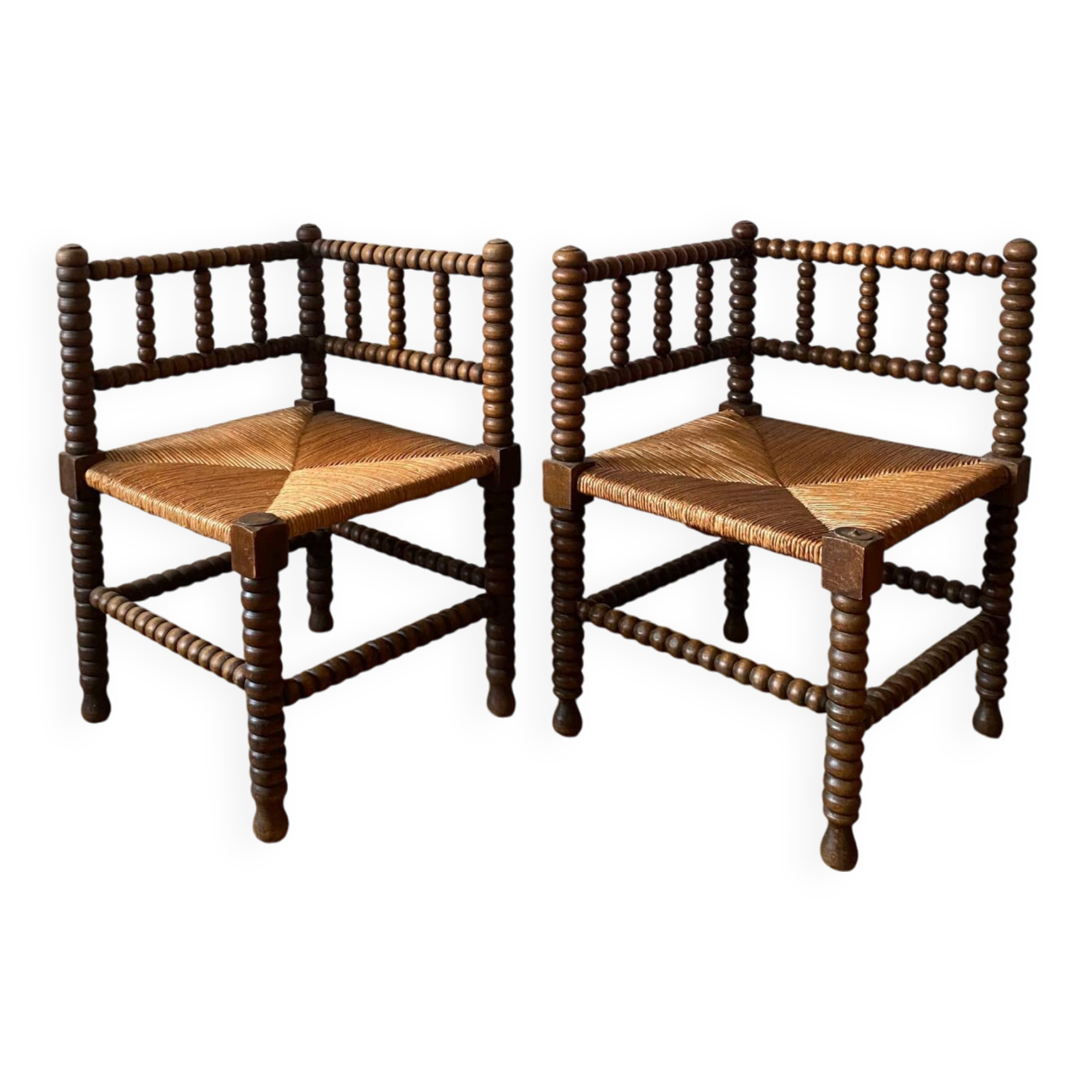 Beaded corner chairs armchairs