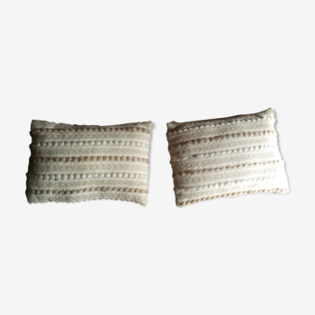 Pair of 2 37x28cm beige cushions