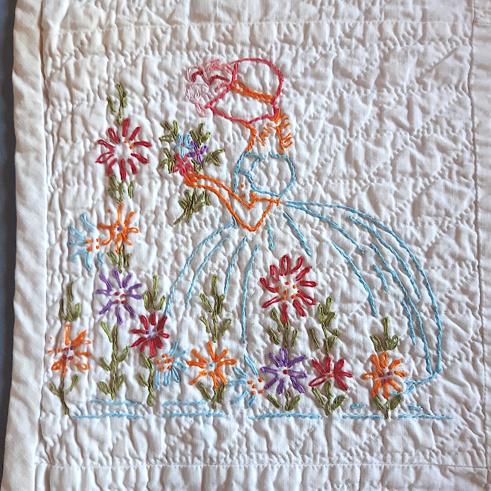 Quilted and embroidered american patchwork 182x193 cm