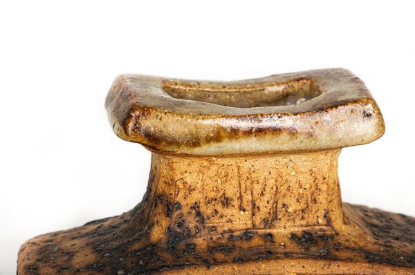 Deux Vases Suédois, brutaliste, grès et col émaillé, Curt Magnus Addin.