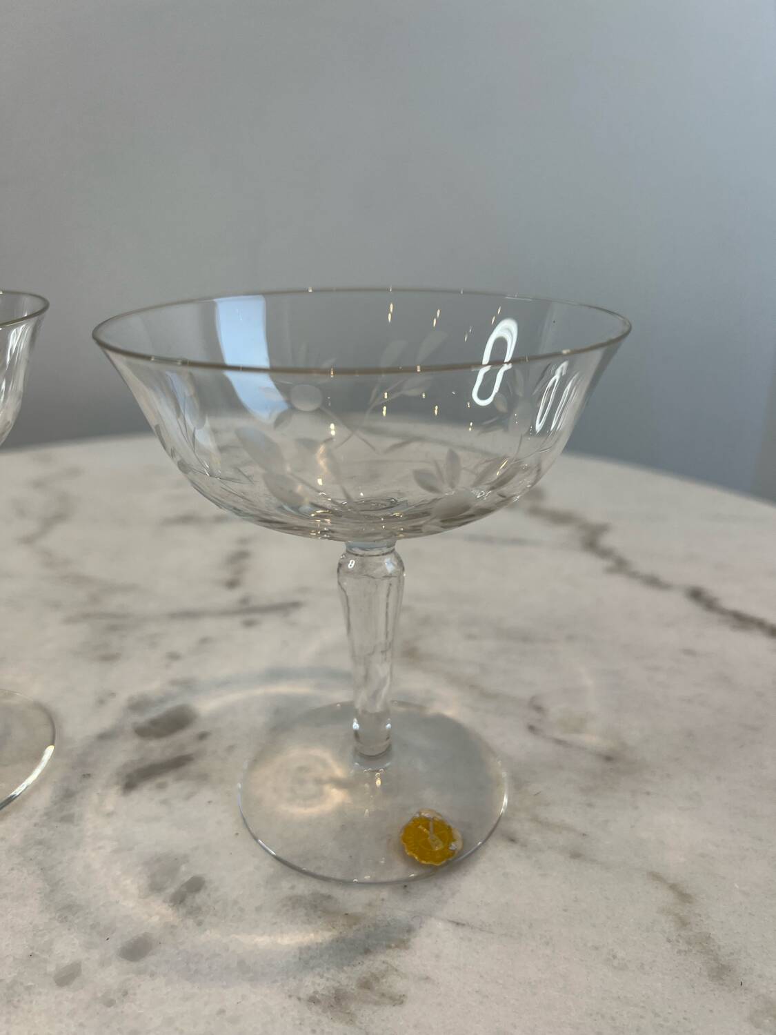 Set of two crystal stem glasses