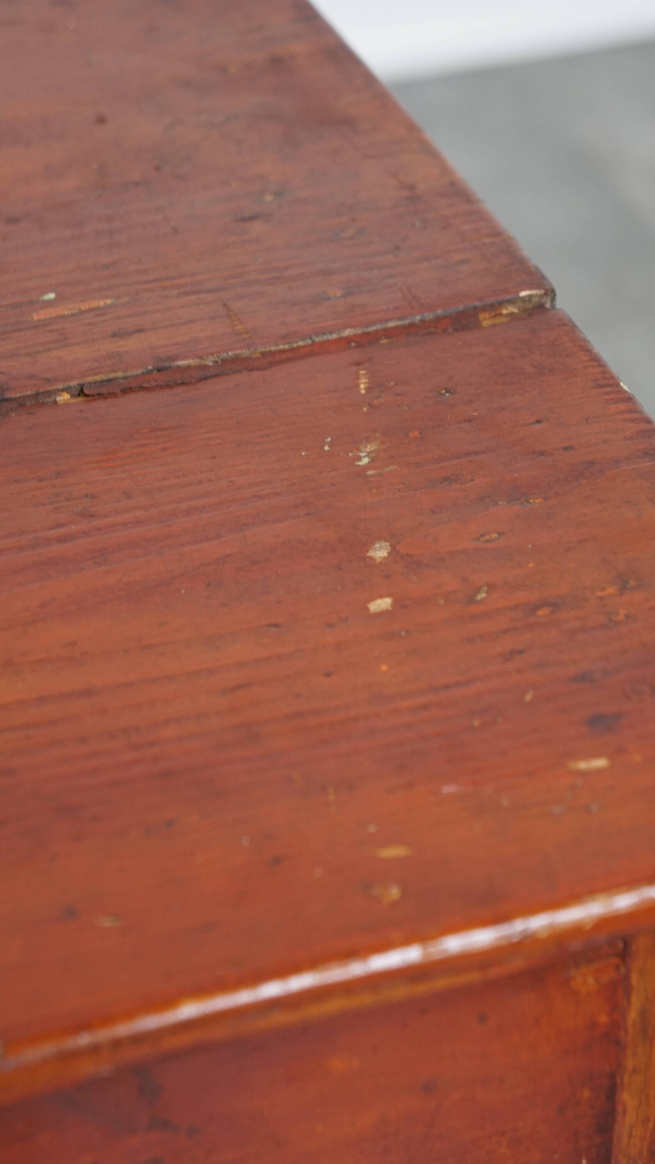 Antique Cabinet in Red/Brown with 2 Doors and a Drawer with Working Lock