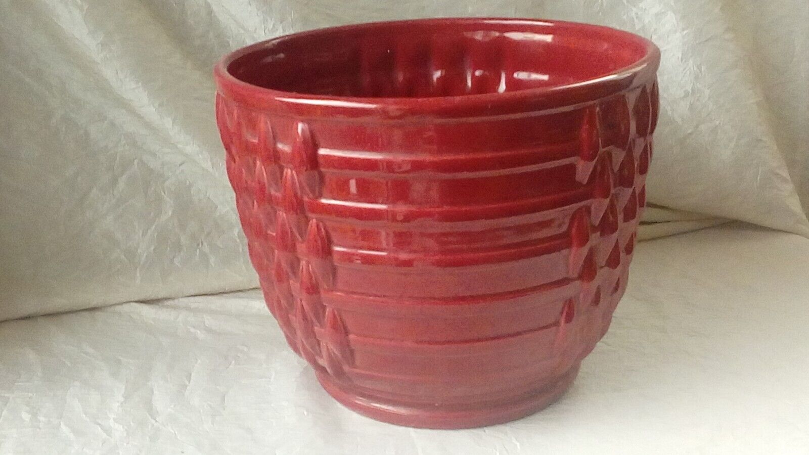 Tiled pot cover of St-Clement 1950s vintage