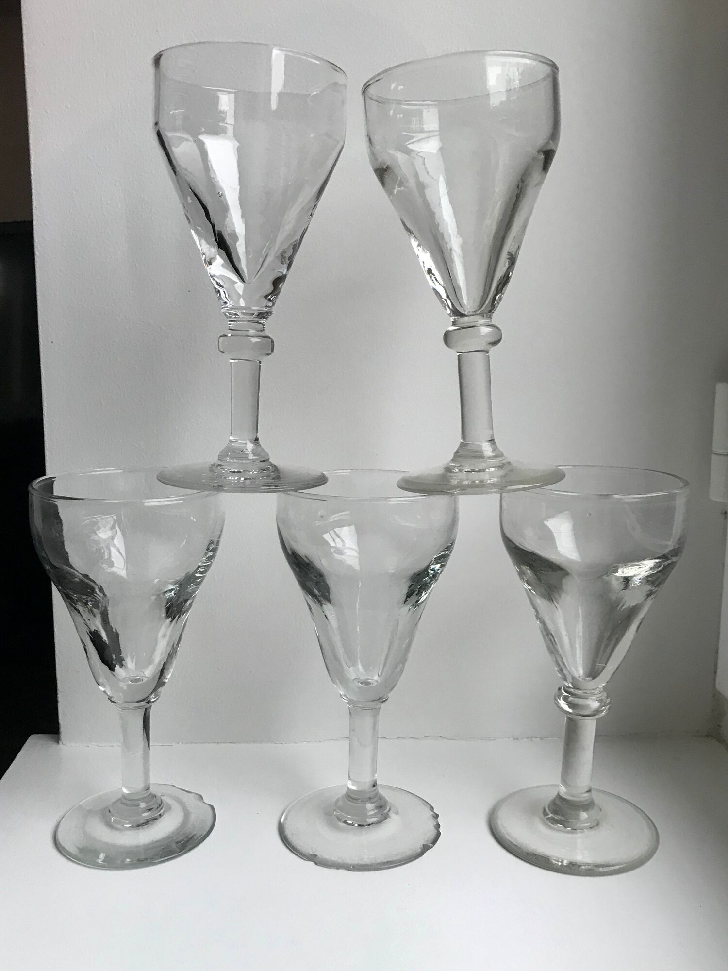 Set of 5 glass glasses molded very old early nineteenth century