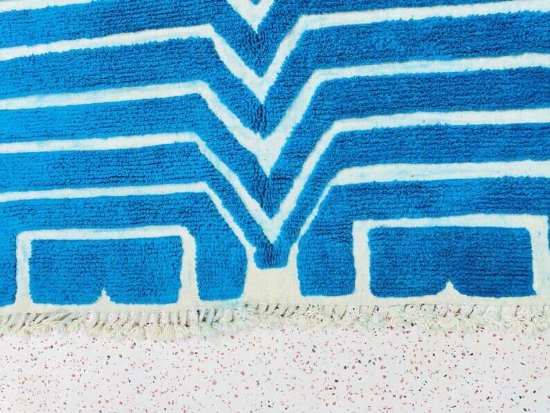 Traditional handmade pure wool rug, size 150 x 250 cm