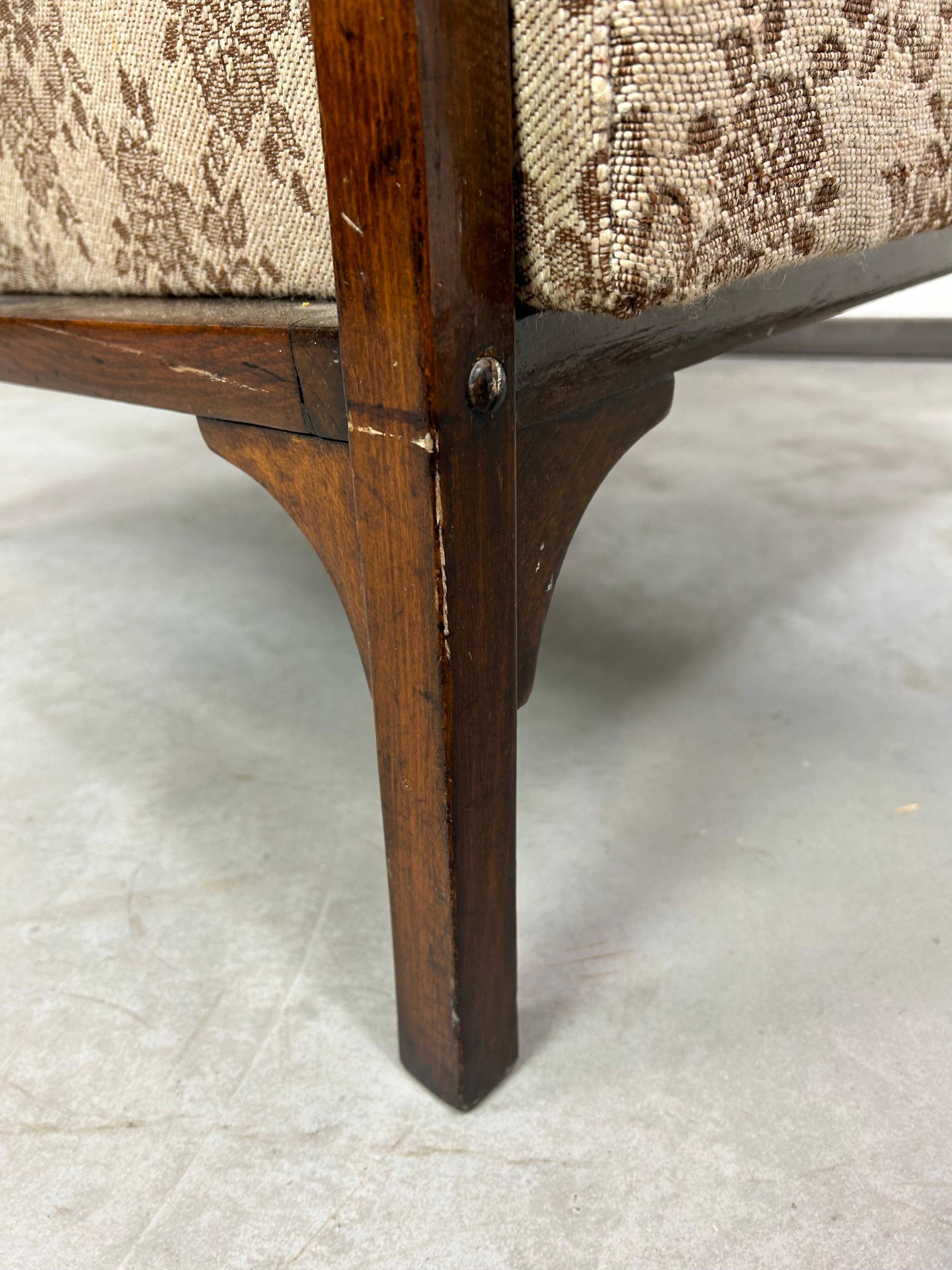 Art Nouveau wing chair no.6542 by Thonet
