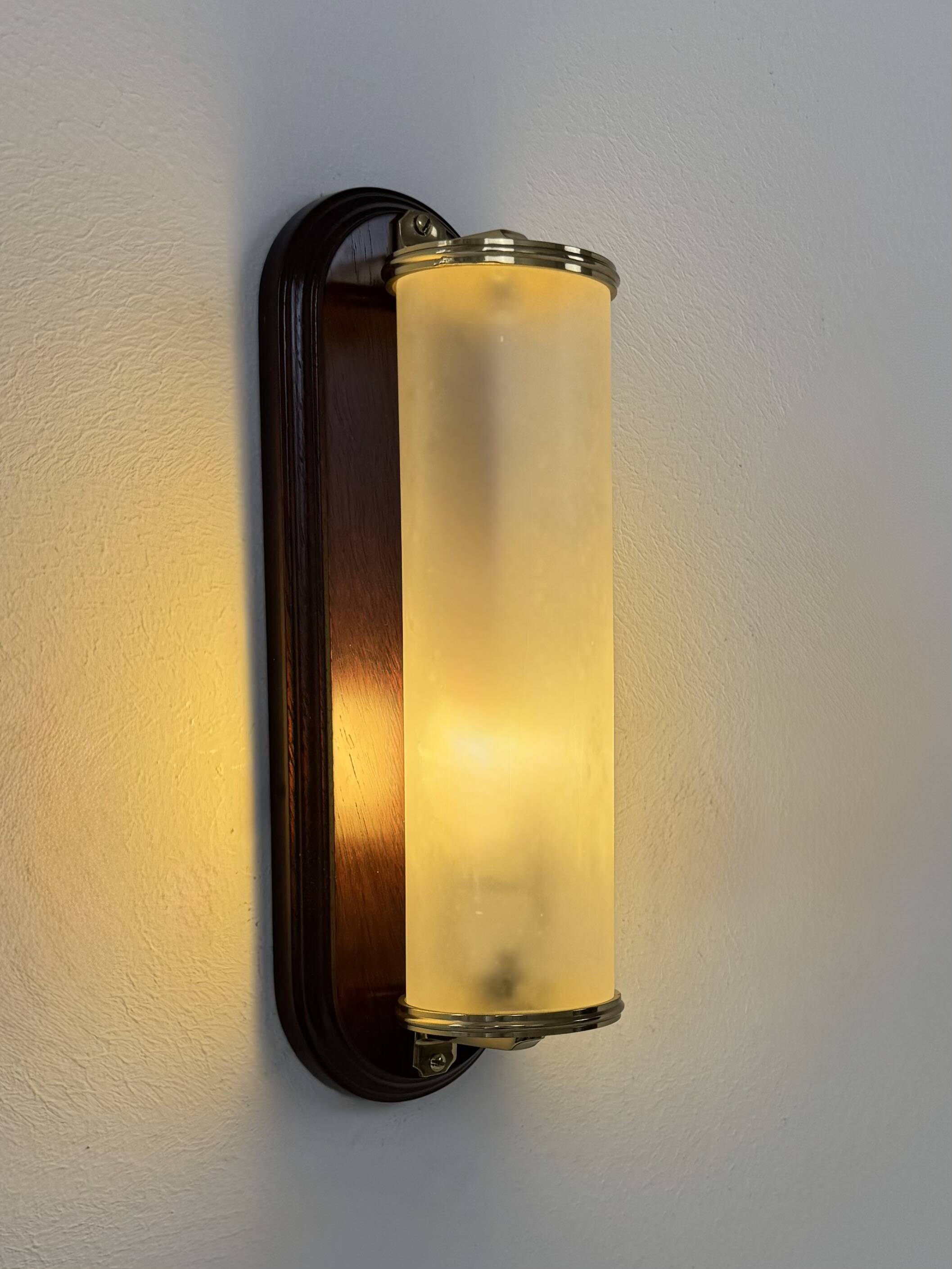 Vintage wall light in wood, glass and brass, France, 1980.