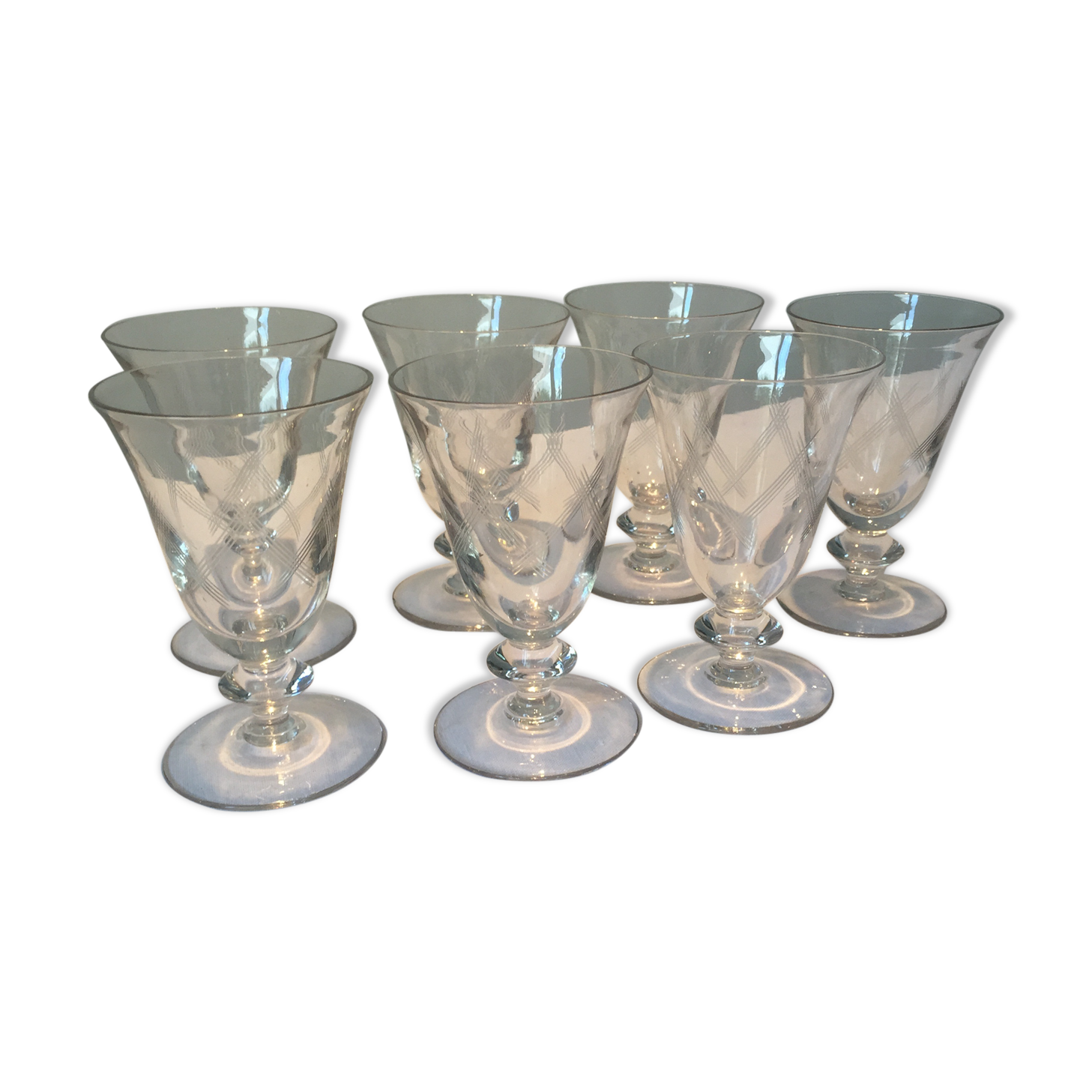 7 glasses to liquor on feet with geometric patterns