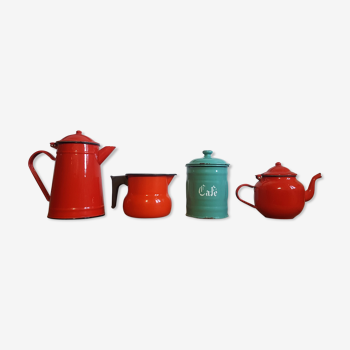 Decorative set of enamelled kitchen appliances