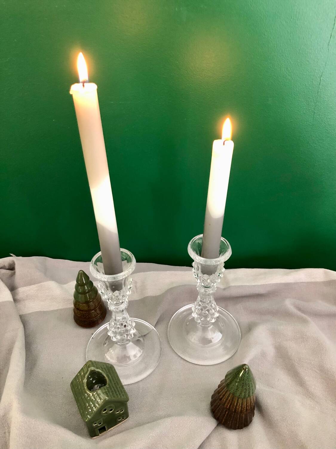 Round base candle holders