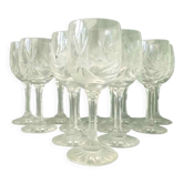 Set de 12 verres à vin en cristal taillé