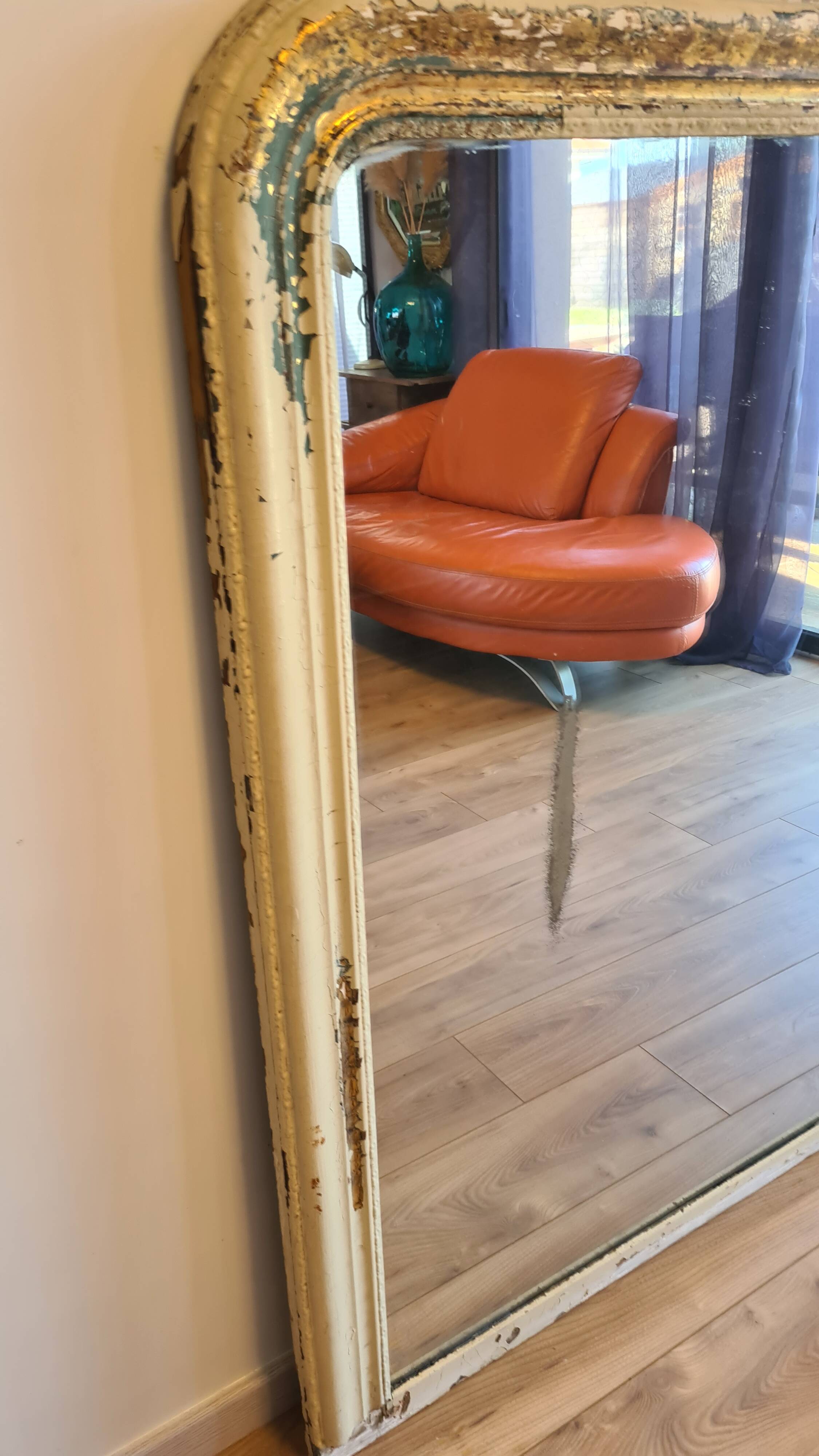 Large shabby chic Louis-Philippe mirror 139 × 106 cm – old-world charm