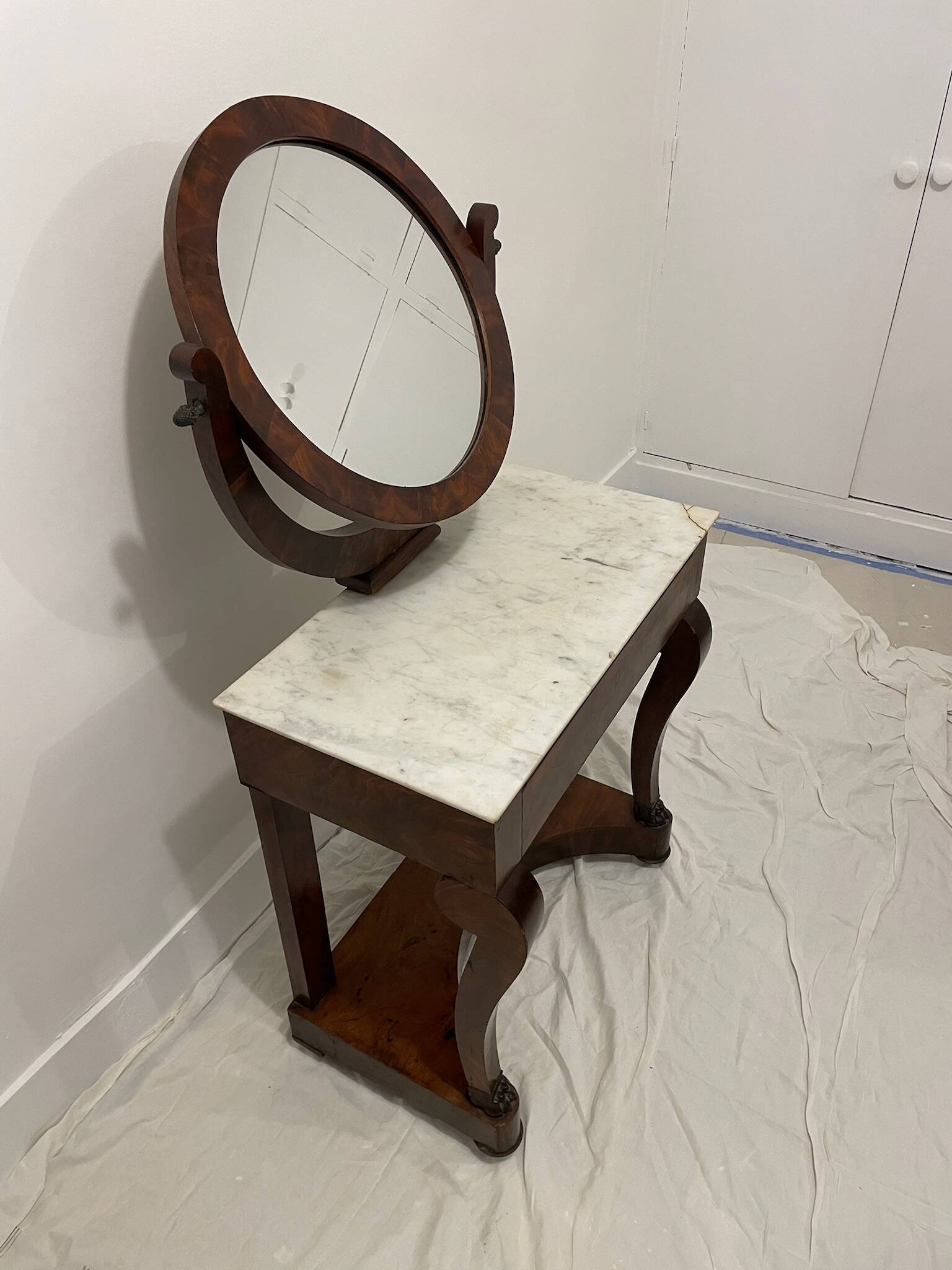 Mahogany dressing table, Empire style (early 19th century)