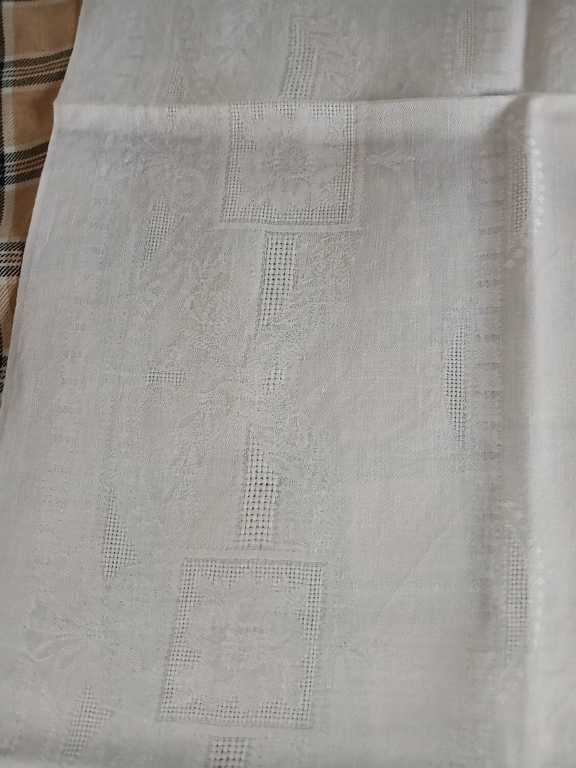 11 antique linen napkins