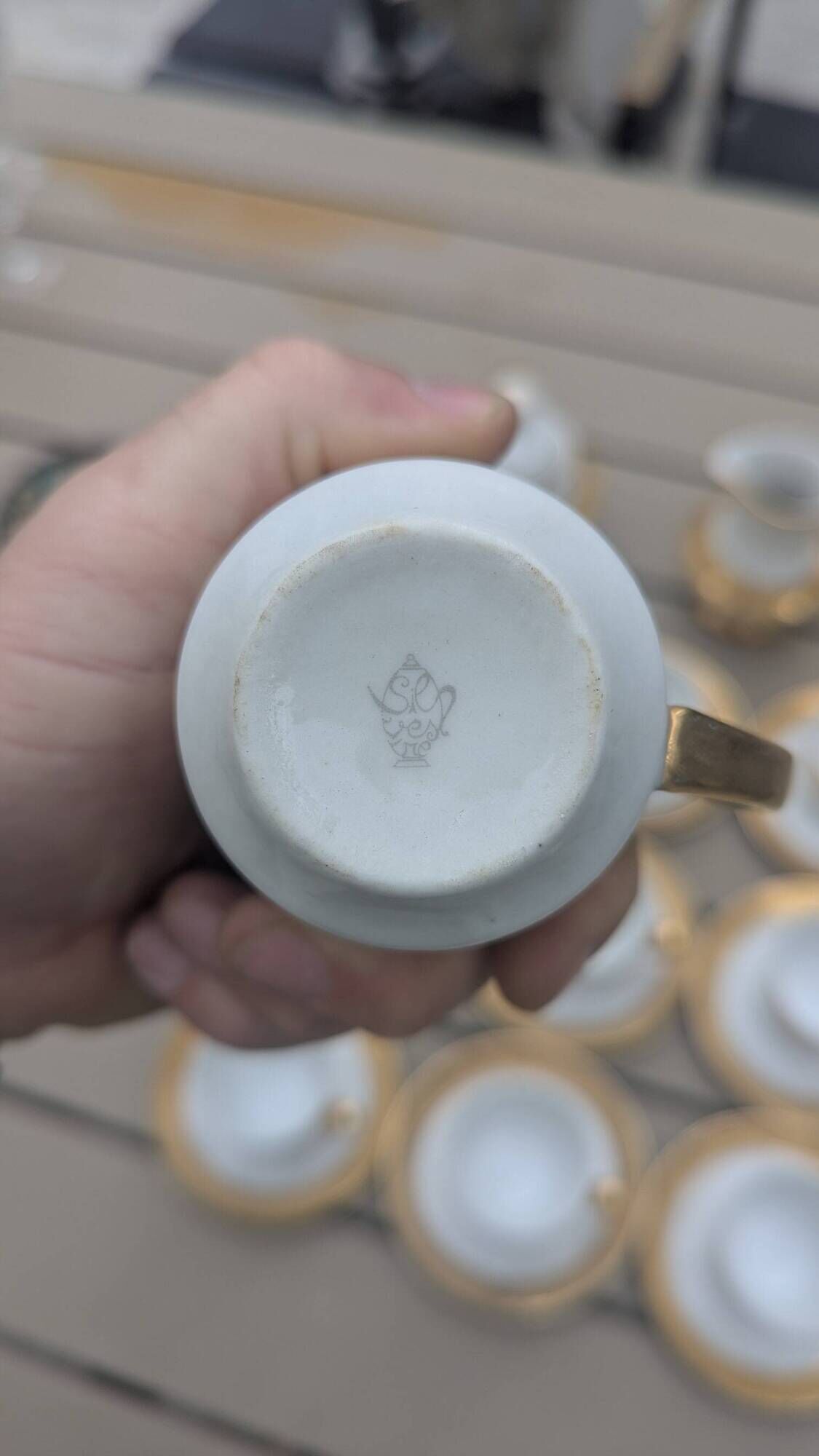 Coffee service – Vintage porcelain gilded with gold – Porcelena Silvestre