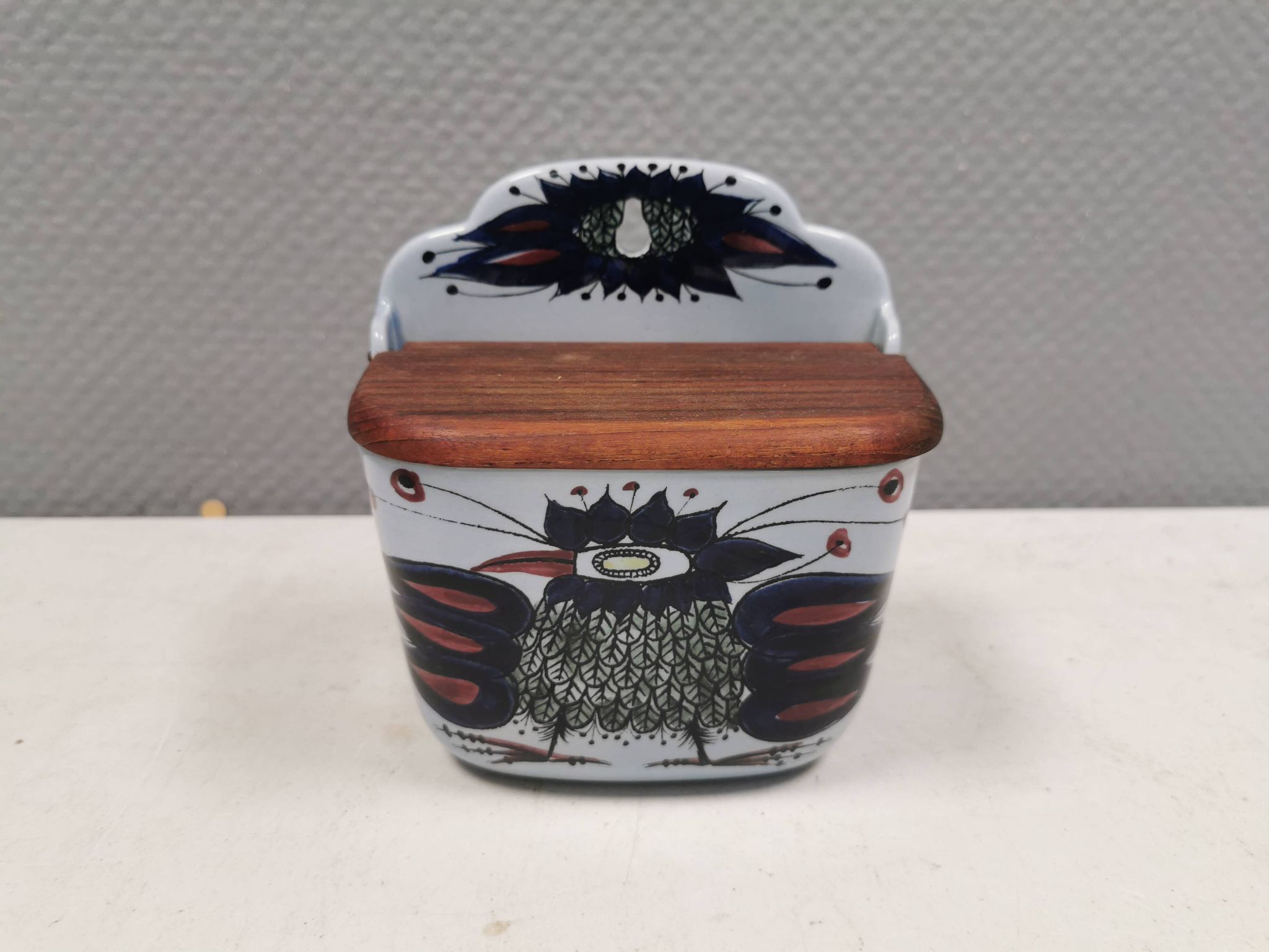 Aluminia Tenera salt cellar for Royal Copenhagen Denmark, 1950s-60s.