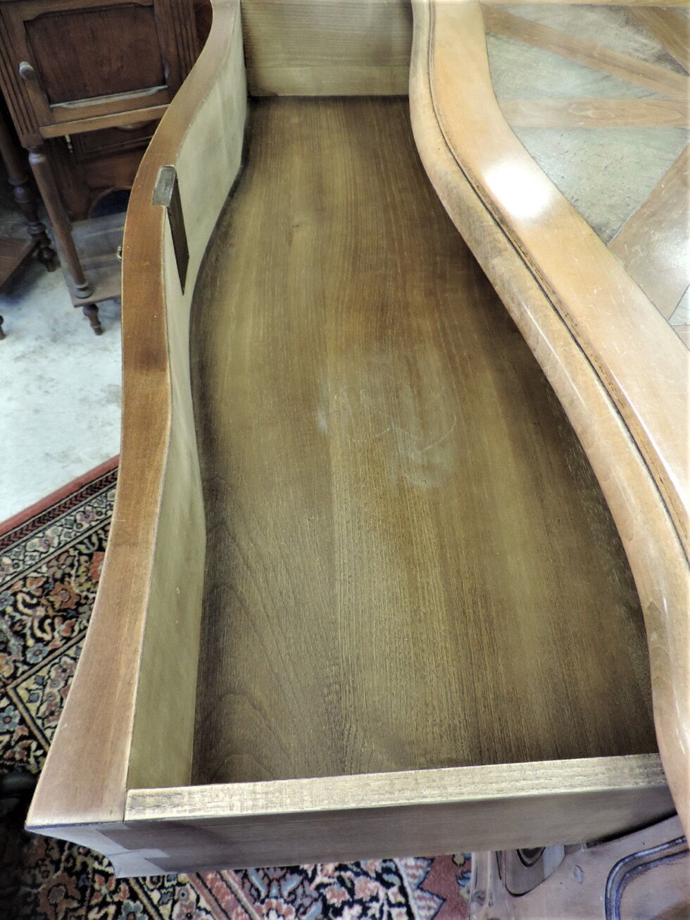 Louis xv-style chest of drawers in cherry