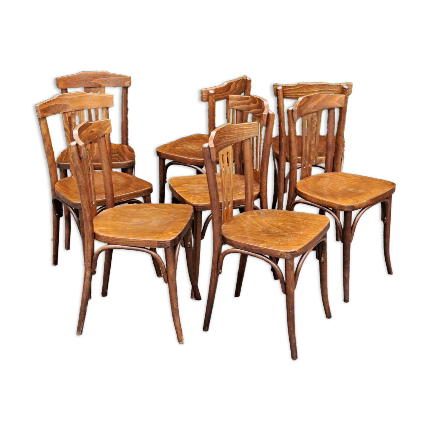 30 vintage Drevounia chairs.