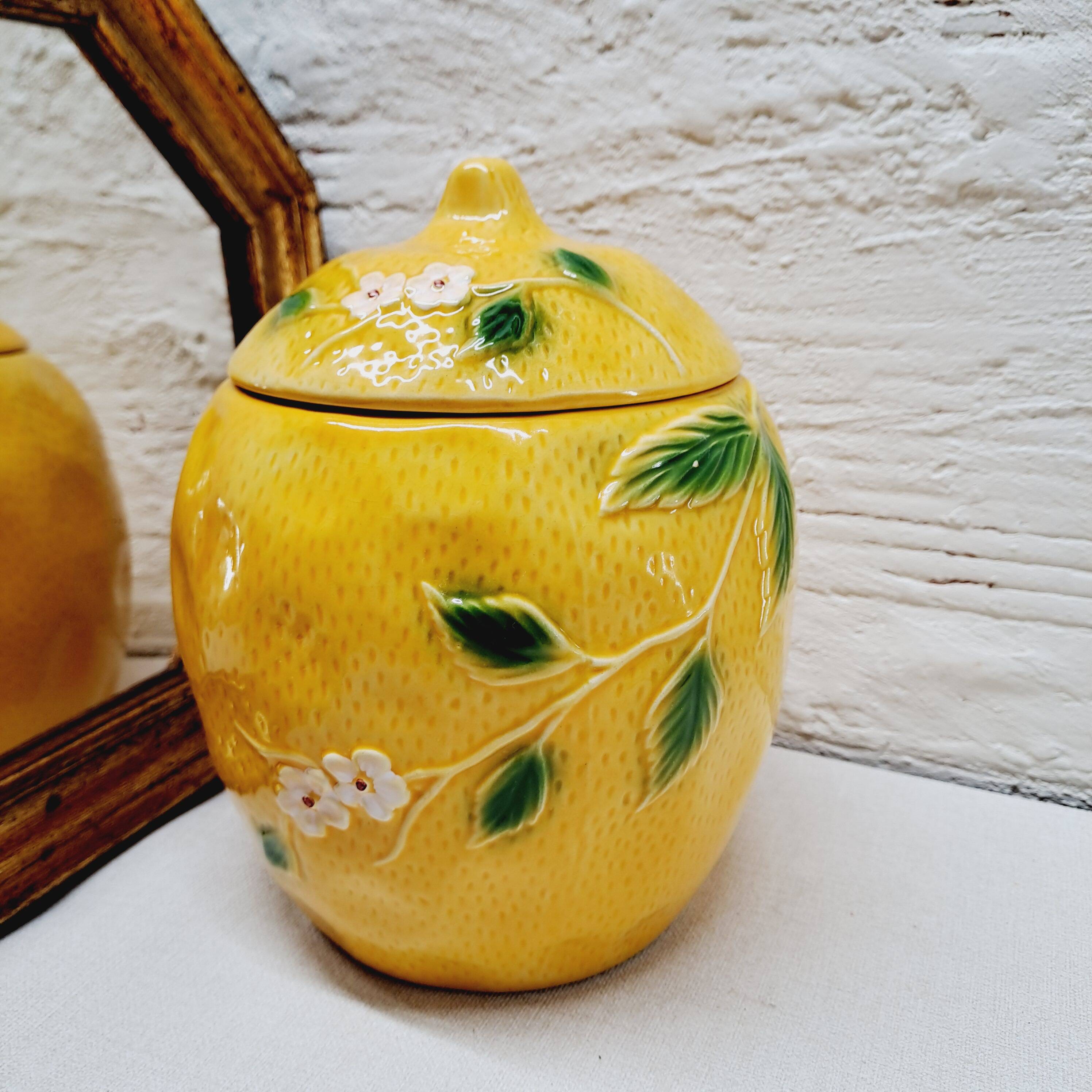 Covered pot lemon slip