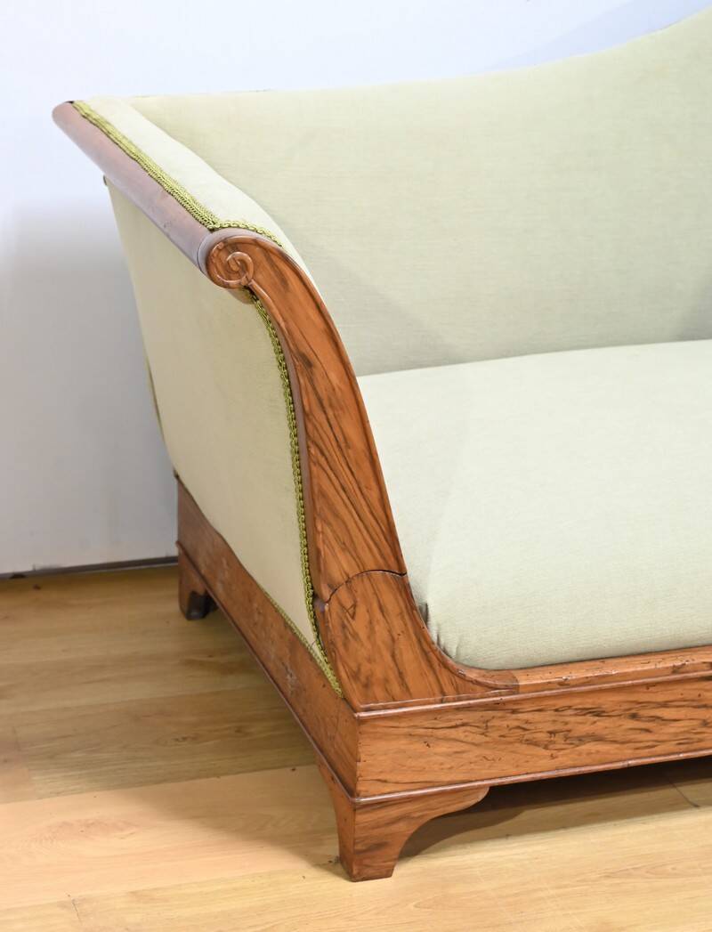 Meridian with a Solid Walnut Frame, Restoration Period – Early 19th Century