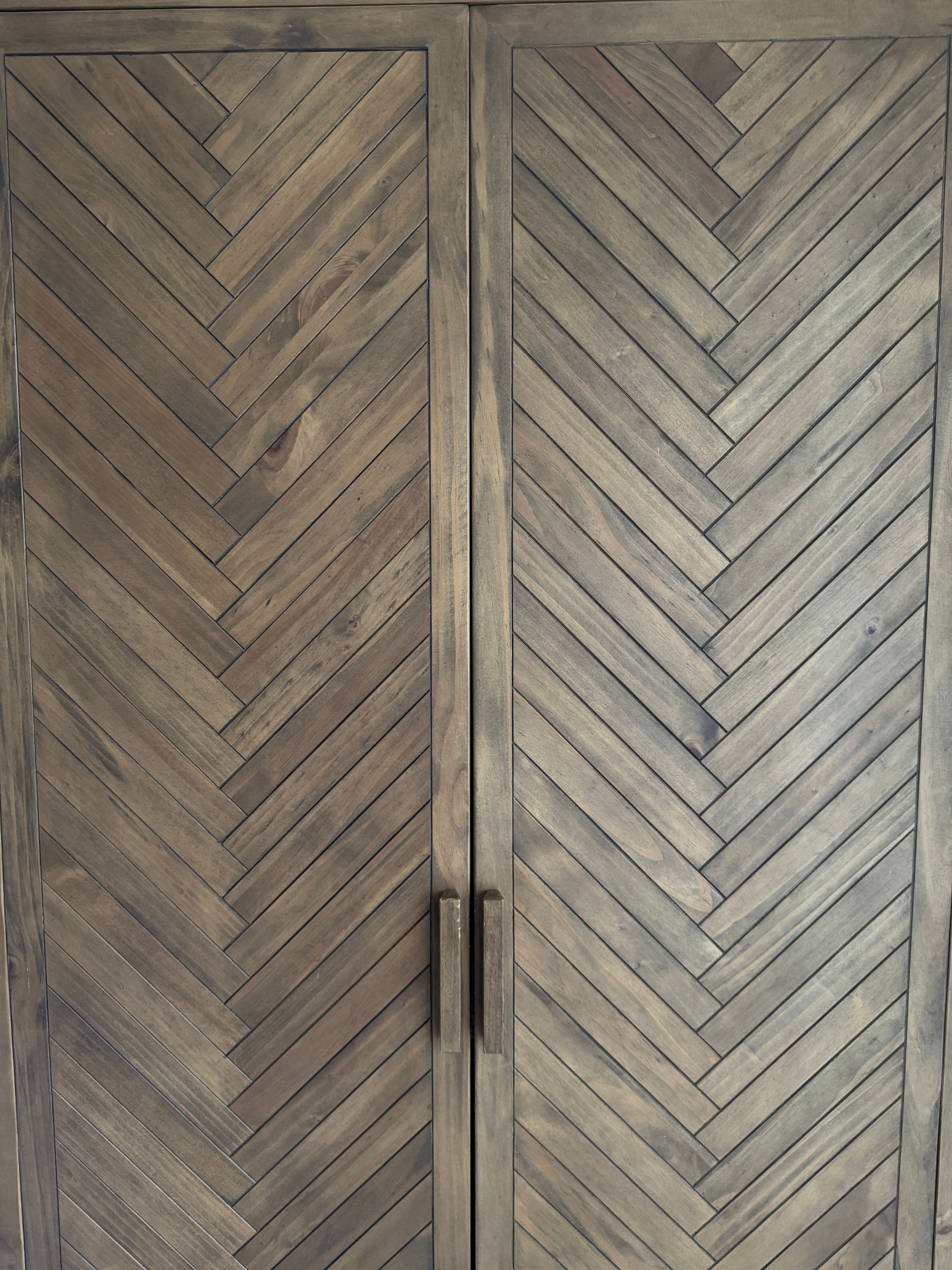 Armoire 2 portes en pin massif