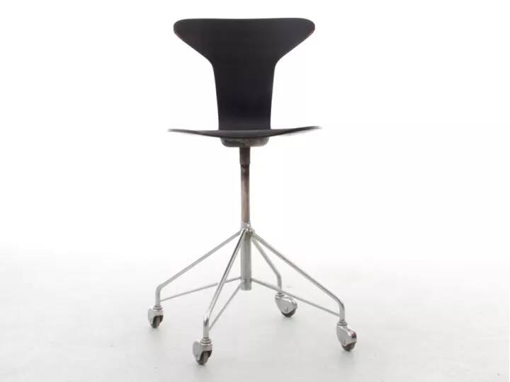 Munkegaard Scandinavian chair on wheels, or Swivel chair.