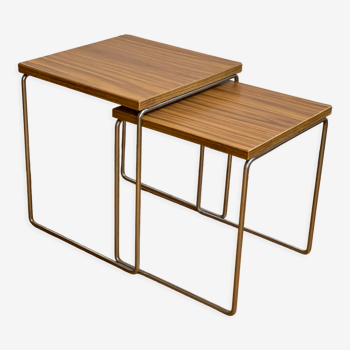 Formica nesting tables