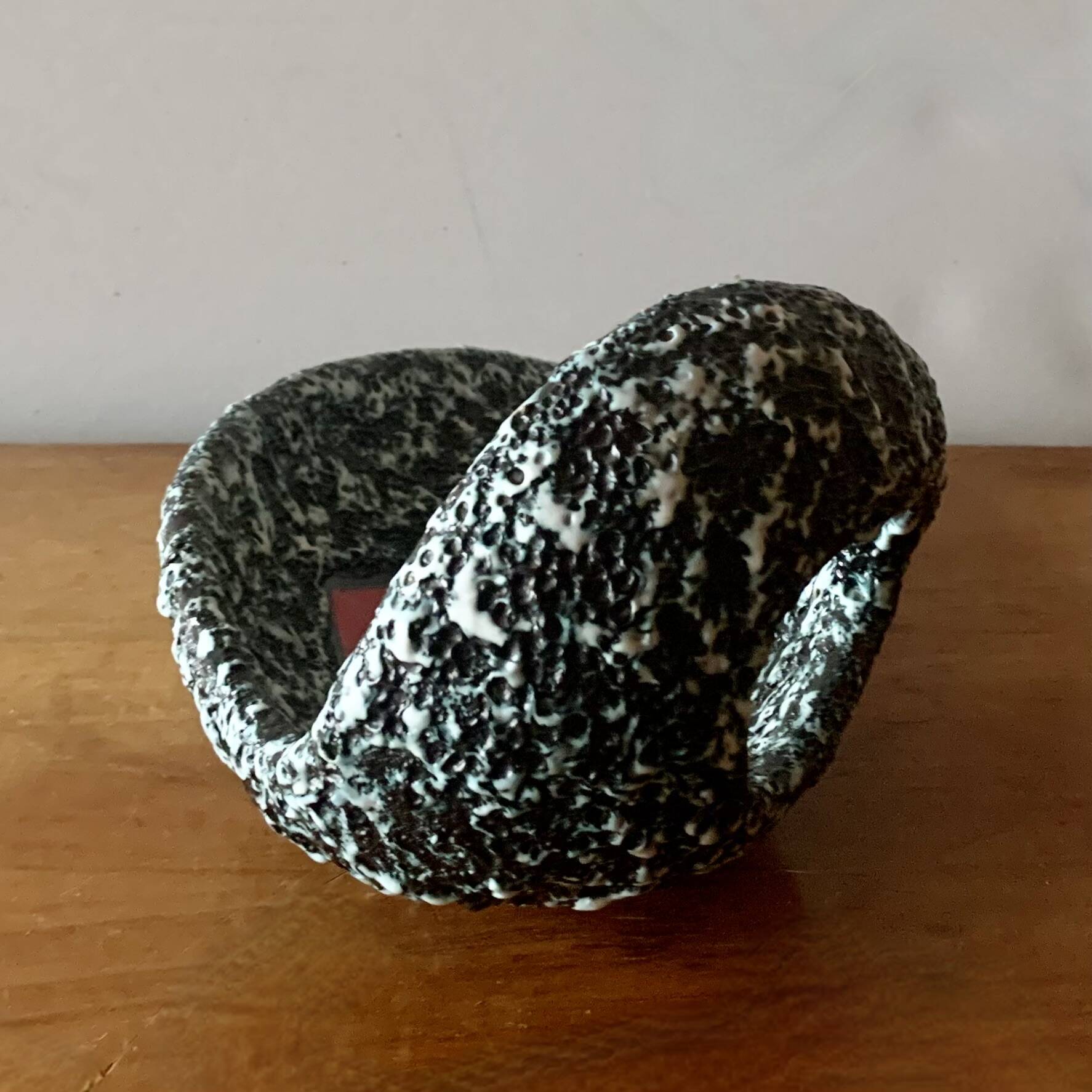 Large vintage Vallauris pocket bowl - Ecume de Mer - free form