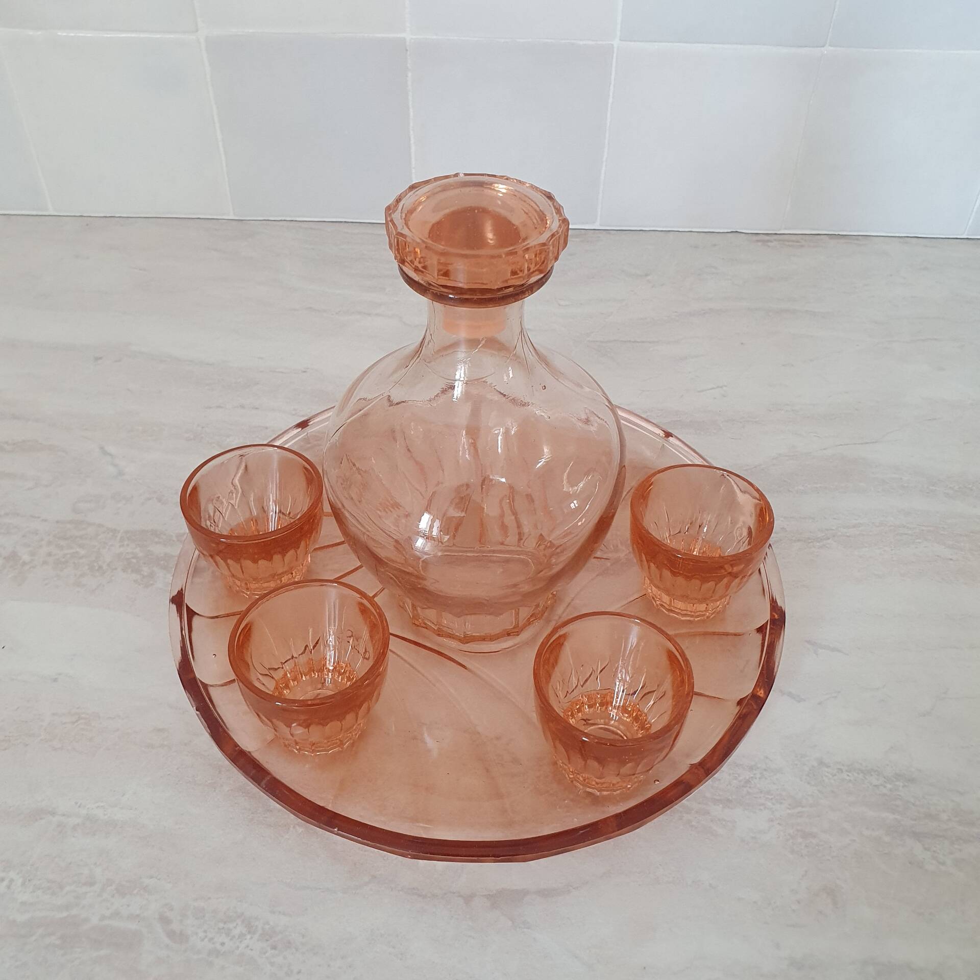 Jug and 4 glasses on Rosaline tray / Liqueur service