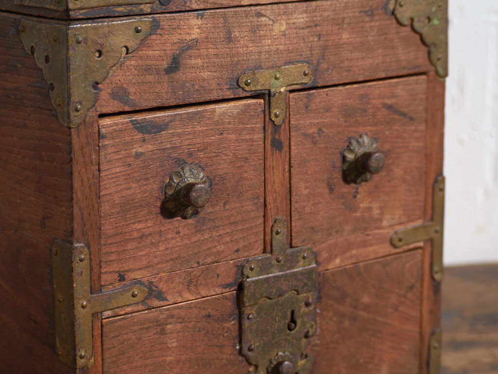Antique Japanese box with drawers and hinged lid – Early Showa period (c. 1928)