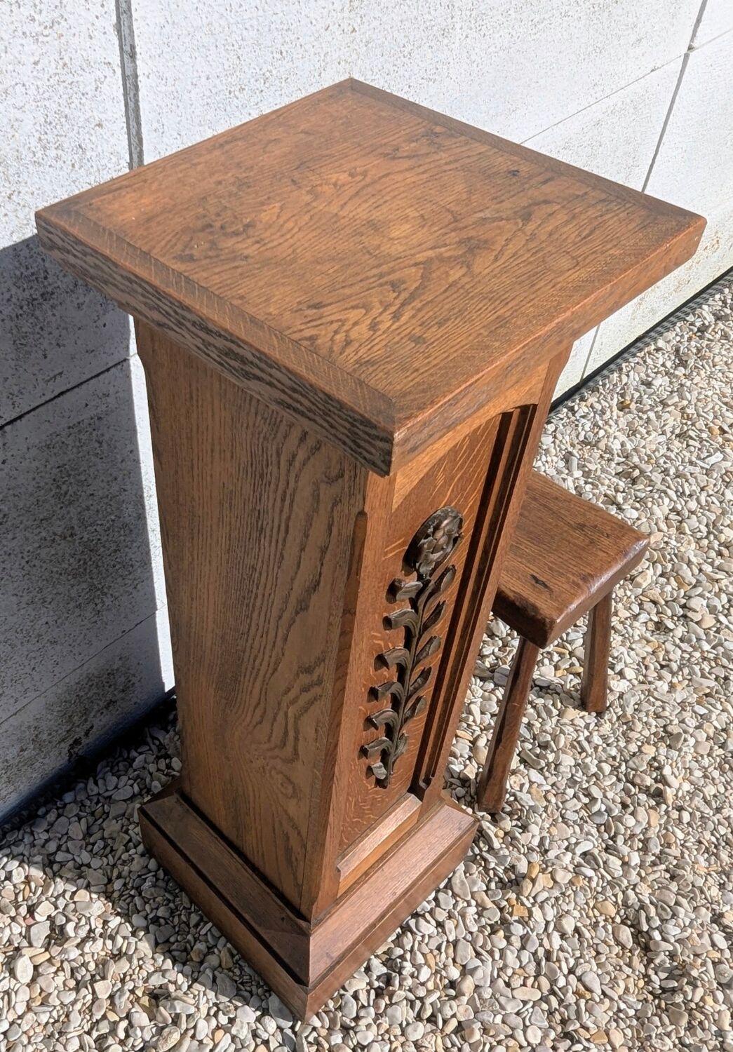 column / pedestal base solid oak 112 cm