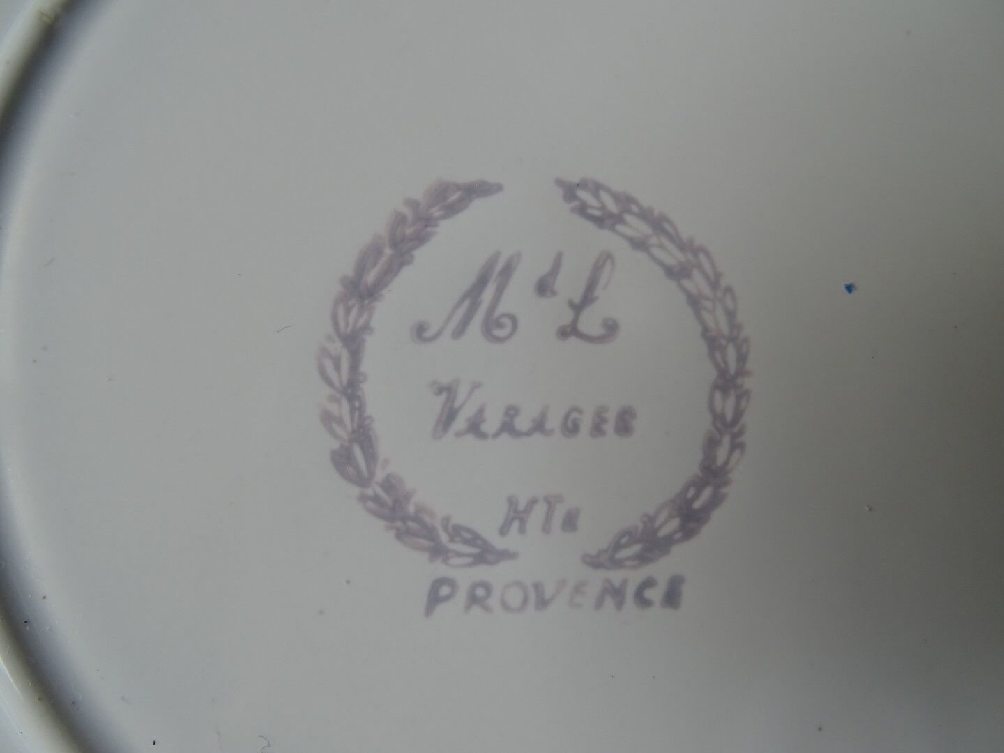 11 Plates decor plants , faience "'a d p" Haute Provence.