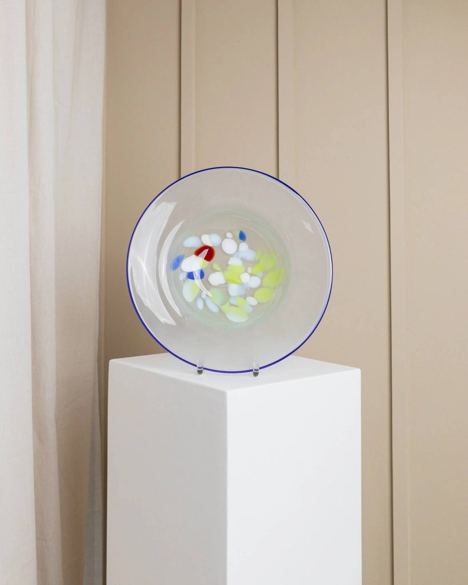 XL Vintage Murano Glass Bowl with Blue Rim and Multicolor Dots – Mouth-Blown Italian Glass, 1980s Pop Art