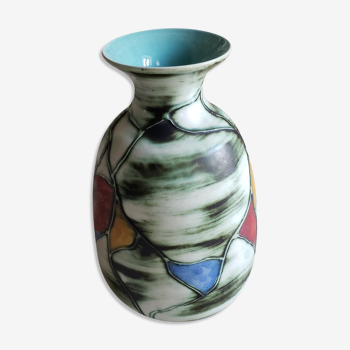 Ceramic vase painted