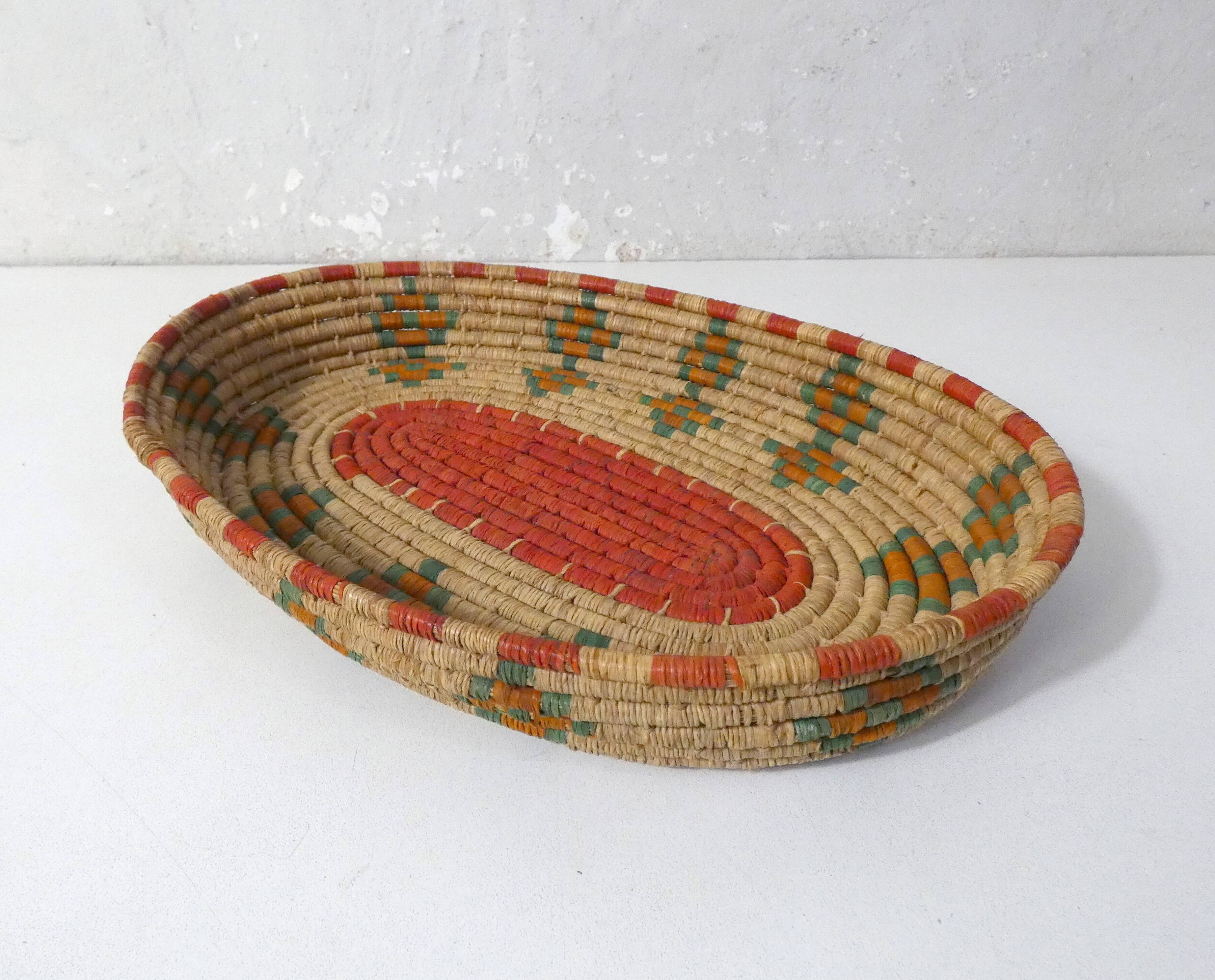 Ancien vide poche corbeille en fibres naturelles