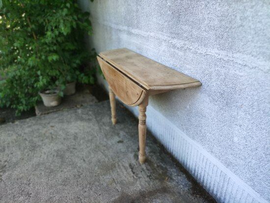 Half-moon table, console